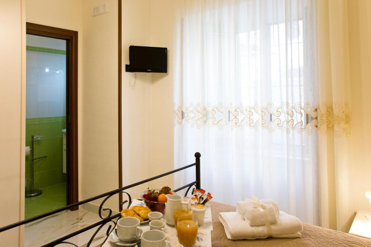 B&B Serena Кастелламмаре-ді-Стабія Екстер'єр фото