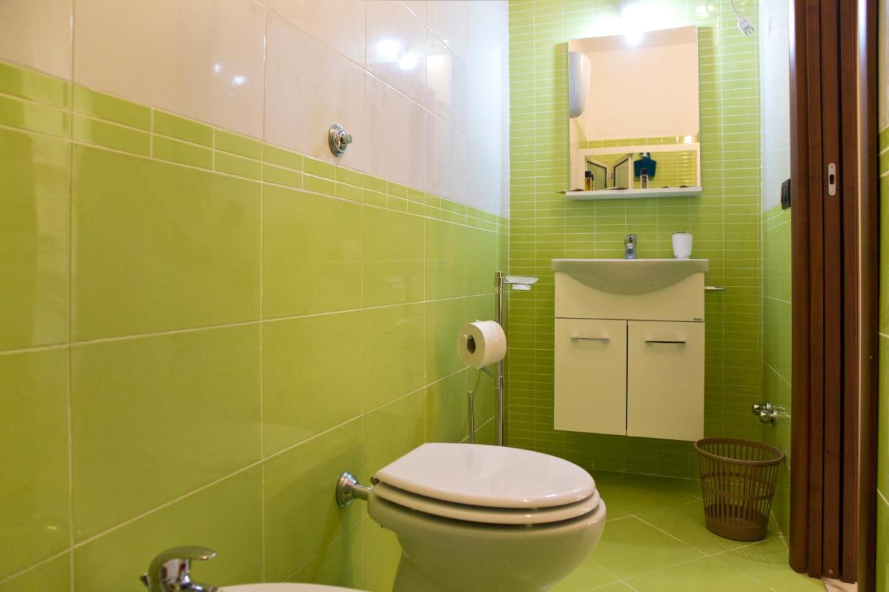 B&B Serena Кастелламмаре-ді-Стабія Екстер'єр фото